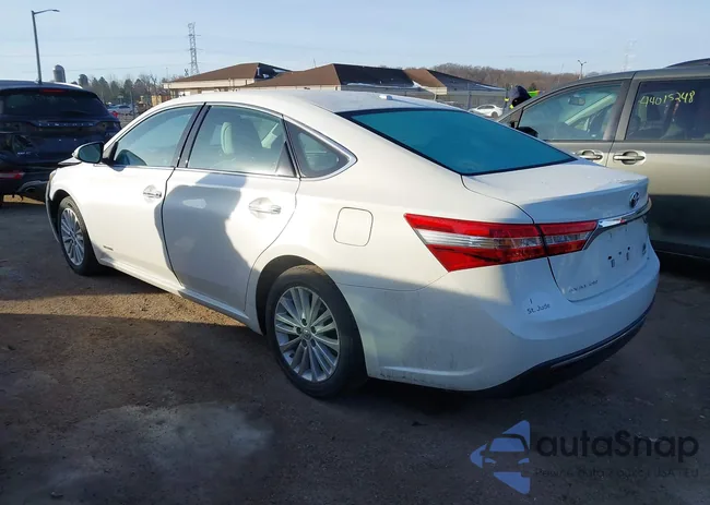 4T1BD1EB4EU019692: 43989902