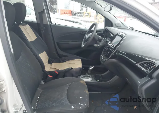 KL8CD6SA2MC748899: 43989912