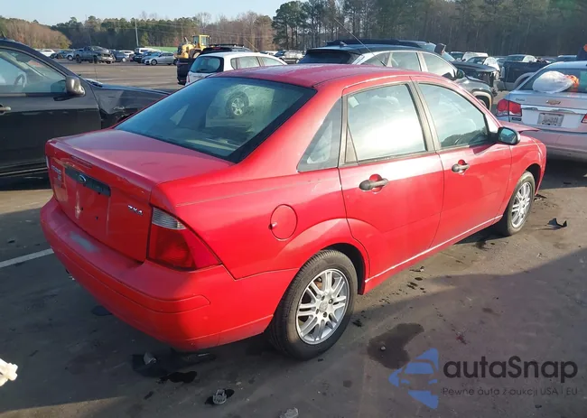 1FAFP34NX5W103370: 43989913