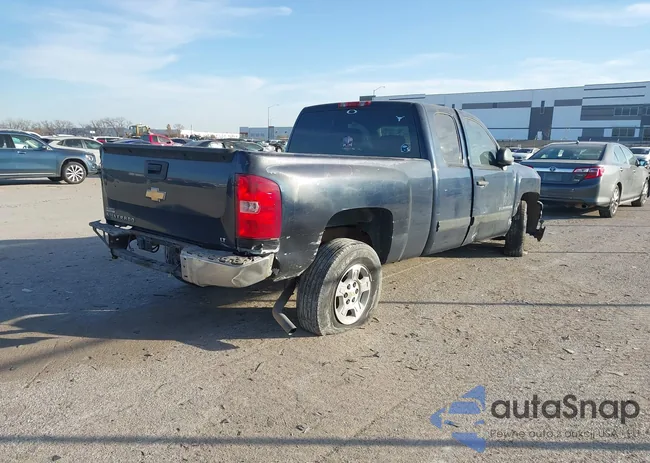 2GCEC19C771647977: 43989946