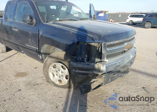 2GCEC19C771647977: 43989946