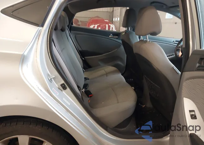 KMHCU4AE9EU740807: 43989947