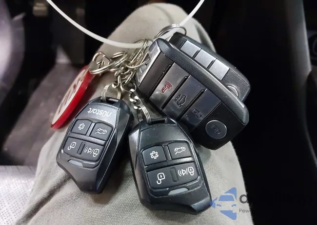 5XXGU4L34JG201884: 43989990