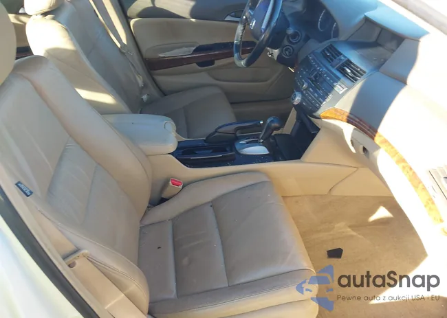 1HGCP36888A019524: 43989992