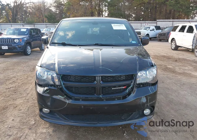 2C4RDGEG3KR556841: 43990079