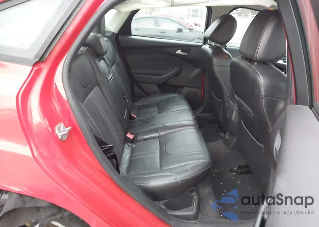 1FADP3F22DL300463: 43990182