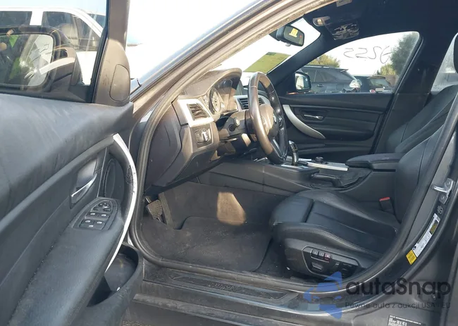 WBA3B1C51EP678577: 43990255