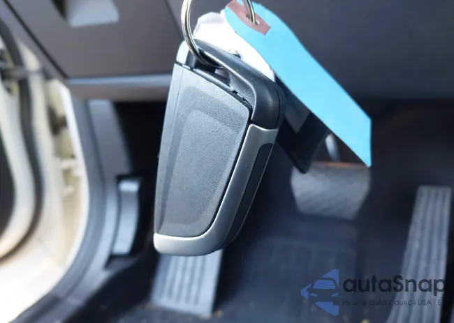 5UXTR9C5XKLR09331: 43989324