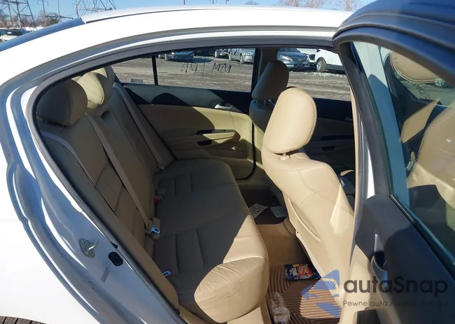 1HGCP2F65BA125350: 43989352