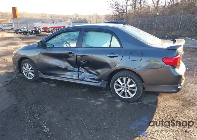 2T1BU4EE8AC478988: 43989429