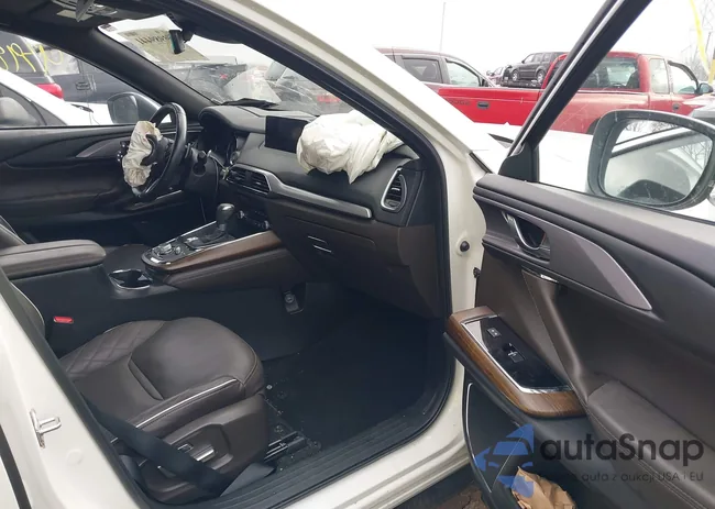 JM3TCBEY3M0535108: 43989441