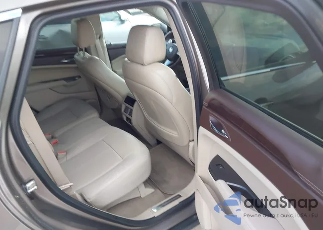 3GYFNBE30CS579802: 43989558