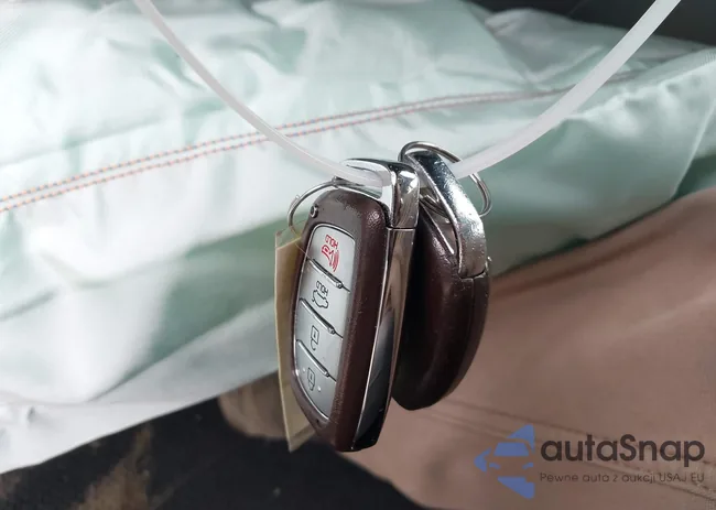 KMHD84LF3HU195822: 43990749