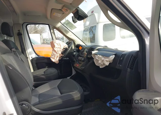 3C6LRVBG5ME575970: 43990796