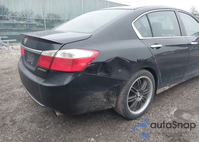 1HGCR2F50DA199845: 43990834