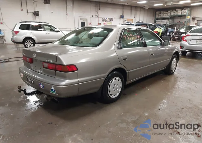 4T1BG22K1WU372653: 43990943