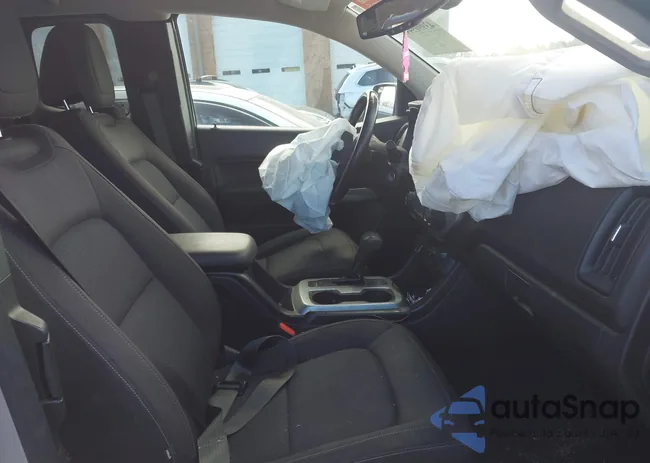 1GCHSCEA6G1282696: 43990944