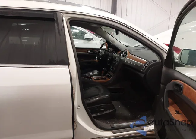 5GAKVCED1CJ149816: 43991052