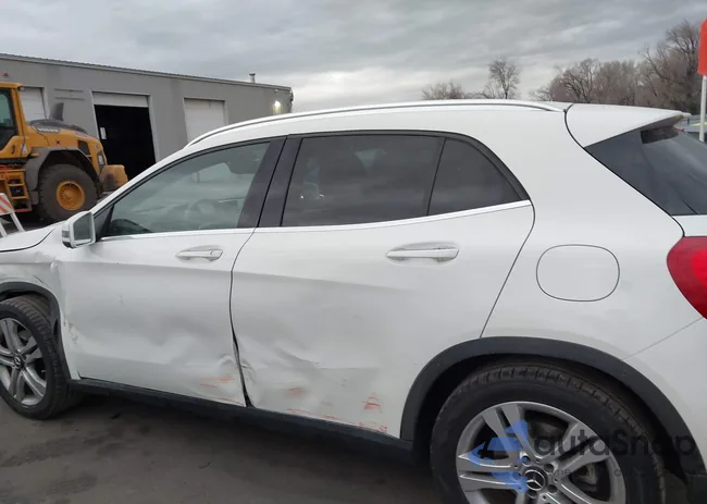 WDCTG4GB1FJ085810: 43991153