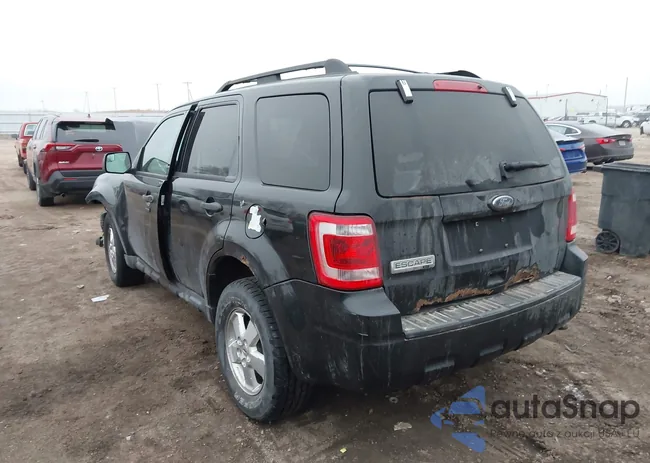 1FMCU9D71BKA13100: 43991173