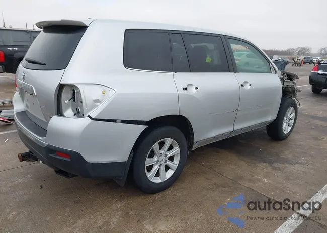 5TDBK3EH0CS115749: 43991193