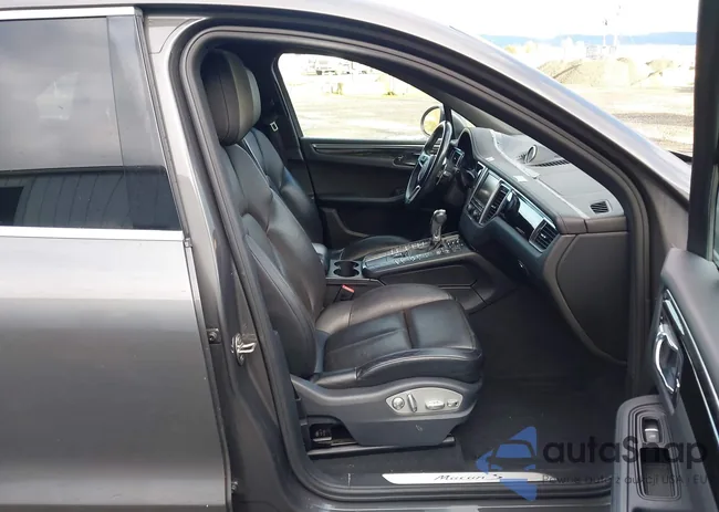 WP1AB2A54GLB55646: 43991200