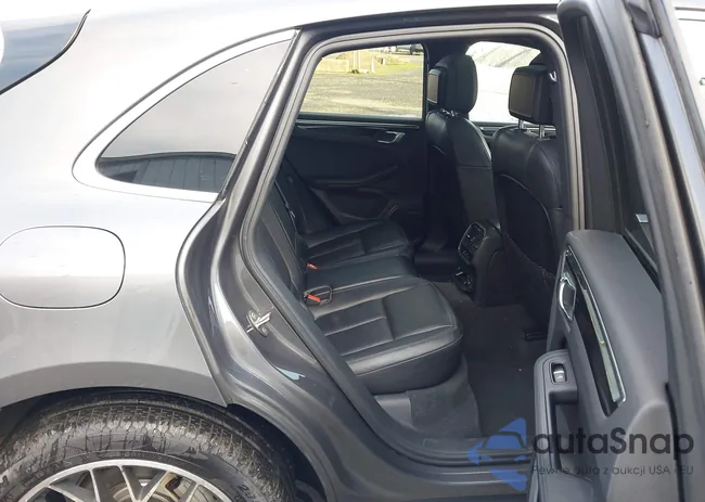 WP1AB2A54GLB55646: 43991200