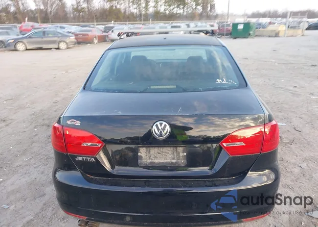 3VW2K7AJ7EM395668: 43991217