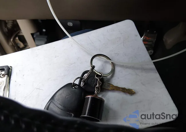 2GCEC19V141146824: 43991226