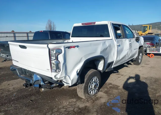 2GC1KNEY6S1229767: 43991279