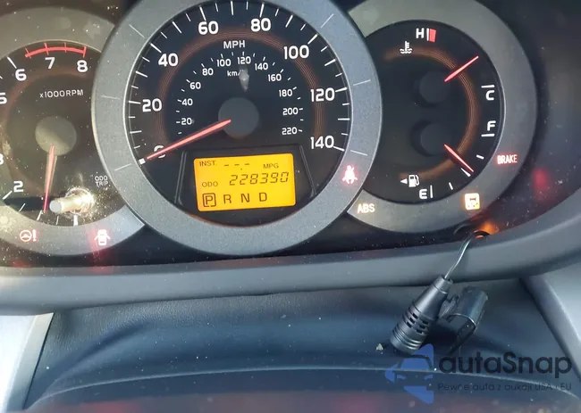 JTMZF33V99D005105: 43990684