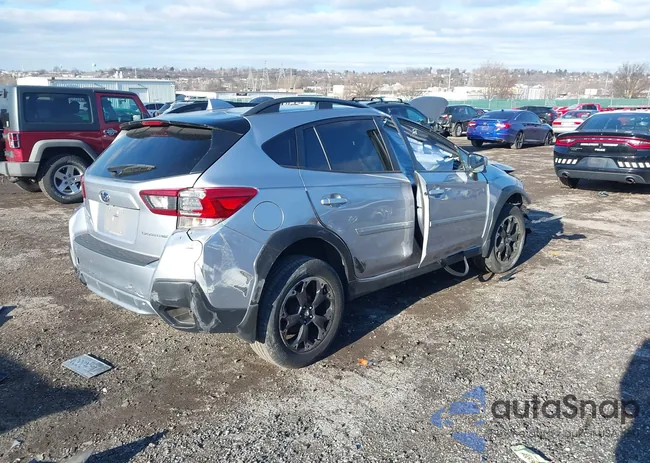 JF2GTAPC3M8392752: 43990686