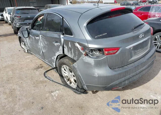 JN8CS1MUXHM143749: 43991728