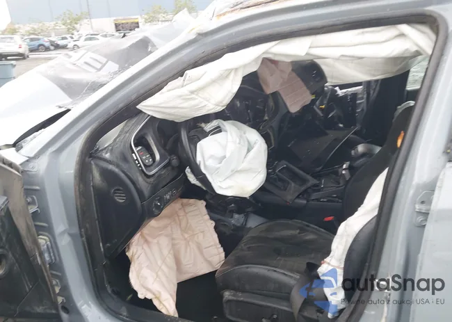 2C3CDXCT7MH656993: 43991790