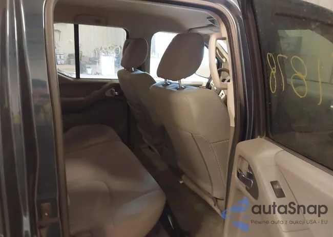 1N6AD0EV5HN713095: 43991878