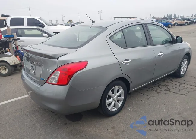 3N1CN7AP4EL831789: 43991890