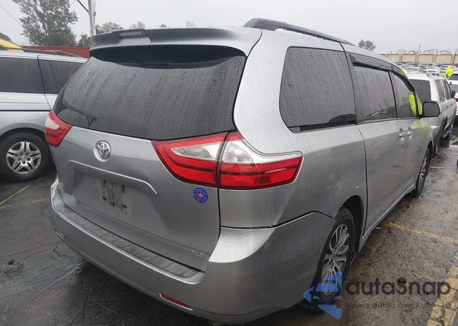 5TDYZ3DC3JS911095: 43991892