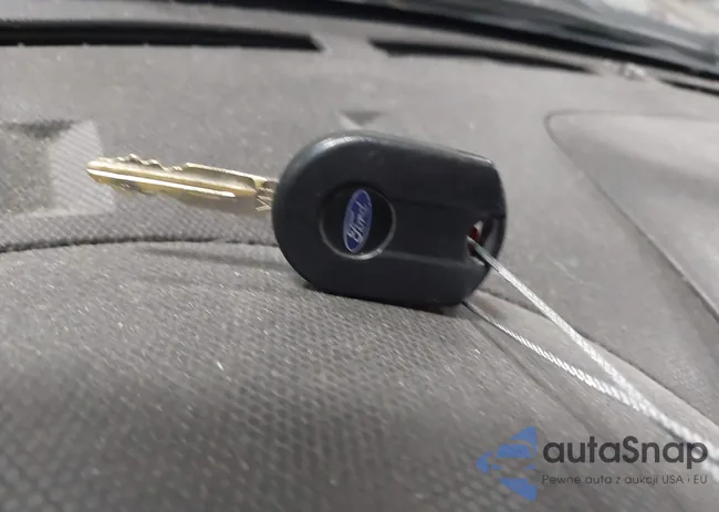 1FMCU0DGXAKA02400: 43991893