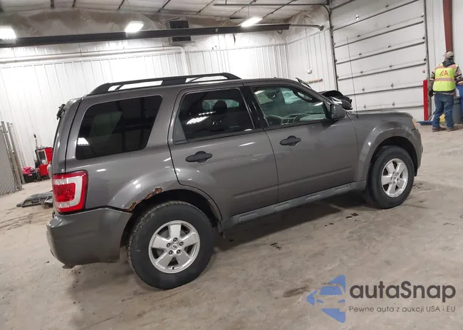 1FMCU0DGXAKA02400: 43991893