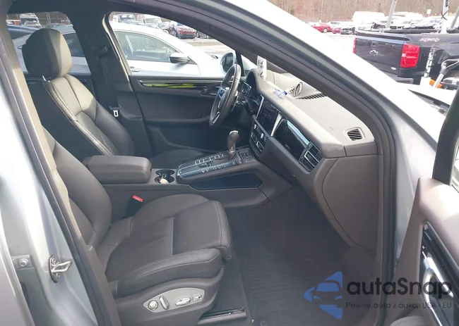 WP1AA2A58KLB04257: 43991899