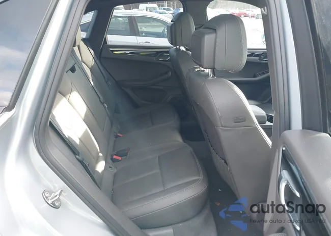 WP1AA2A58KLB04257: 43991899