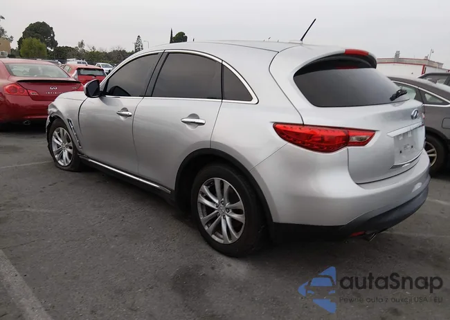 JN8CS1MU3GM671986: 43991986