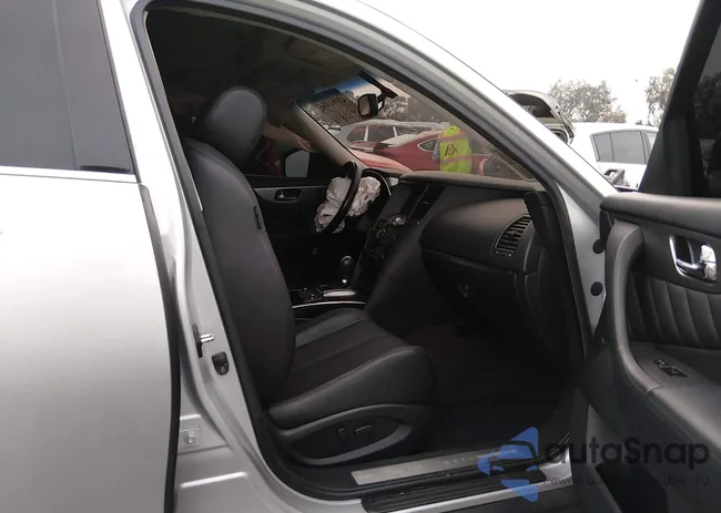 JN8CS1MU3GM671986: 43991986