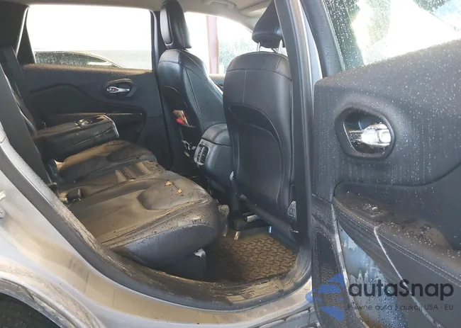 1C4PJMDB8FW719744: 43991987