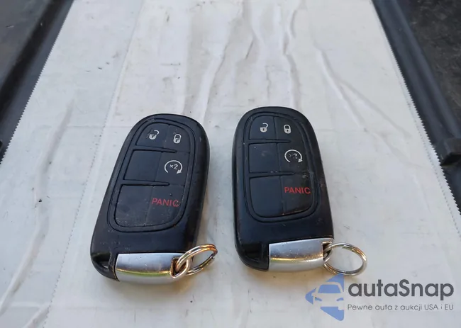 1C4PJMDB8FW719744: 43991987