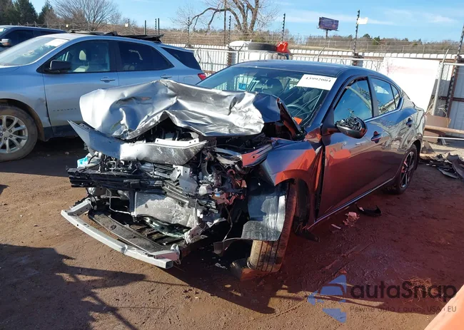 3N1AB8CV3SY241910: 43992004