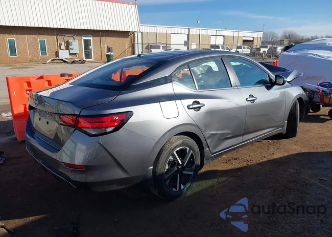 3N1AB8CV3SY241910: 43992004