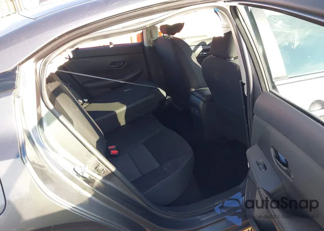 3N1AB8CV3SY241910: 43992004