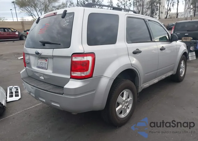 1FMCU03799KC47203: 43992100