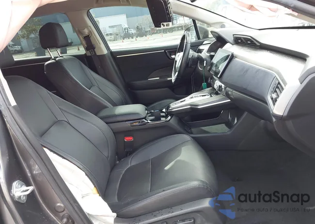 JHMZC5F37JC021794: 43992149